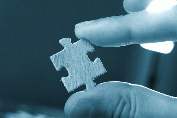 عشق در دوران بحران: چطور در مشکلات، رابطه‌مان را حفظ کنیم؟ 17 نکته